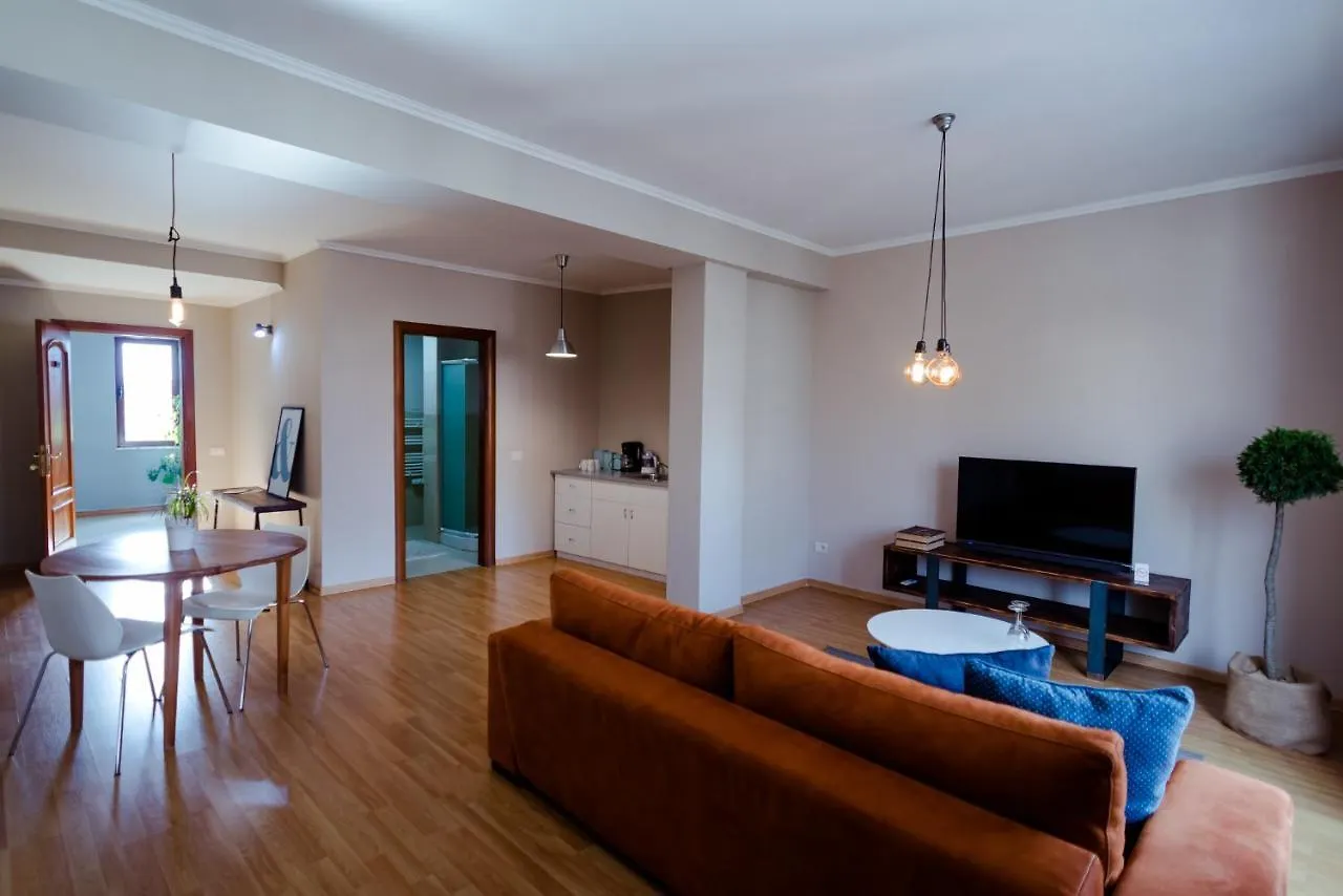 7Seven Hotel Korce 3*,